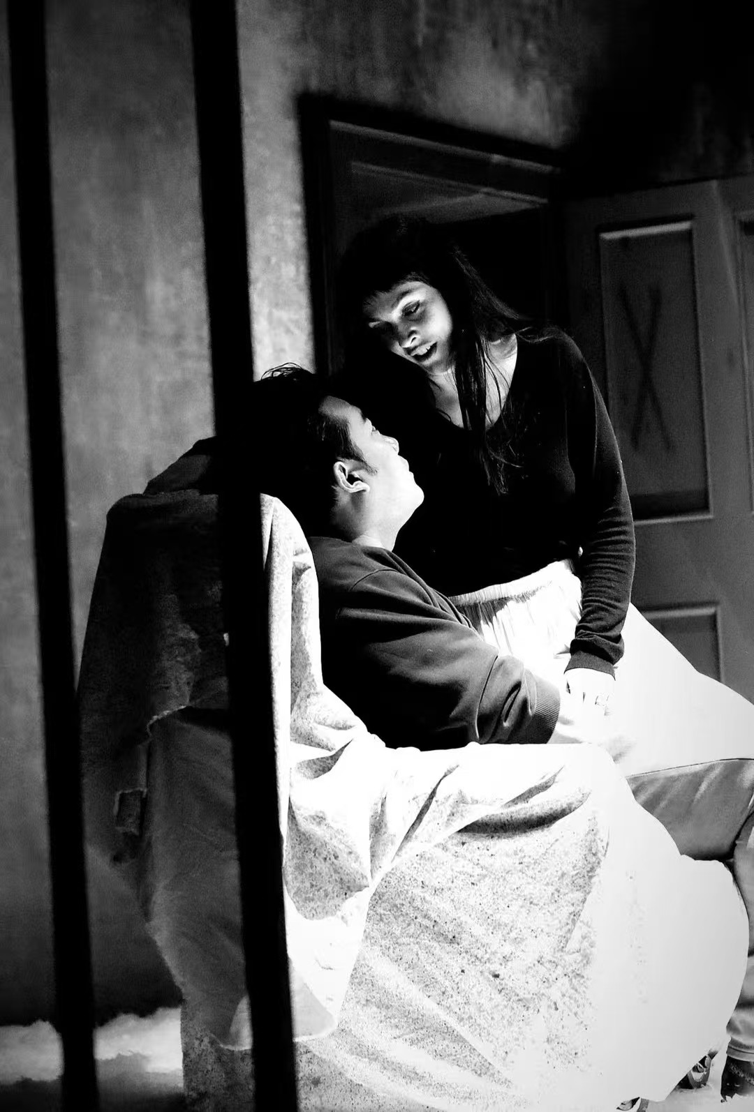 Long Long on stage 14